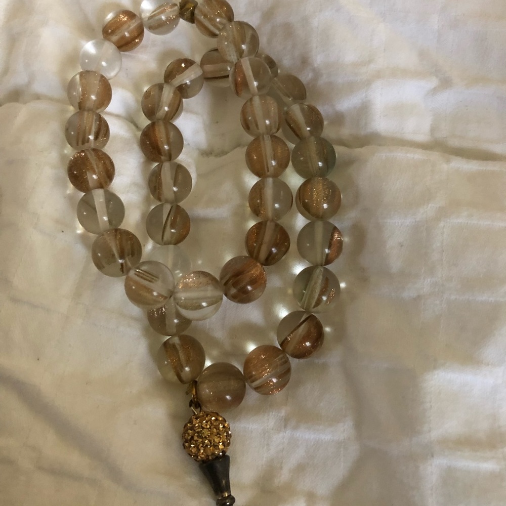 Stretch bracelet with charm